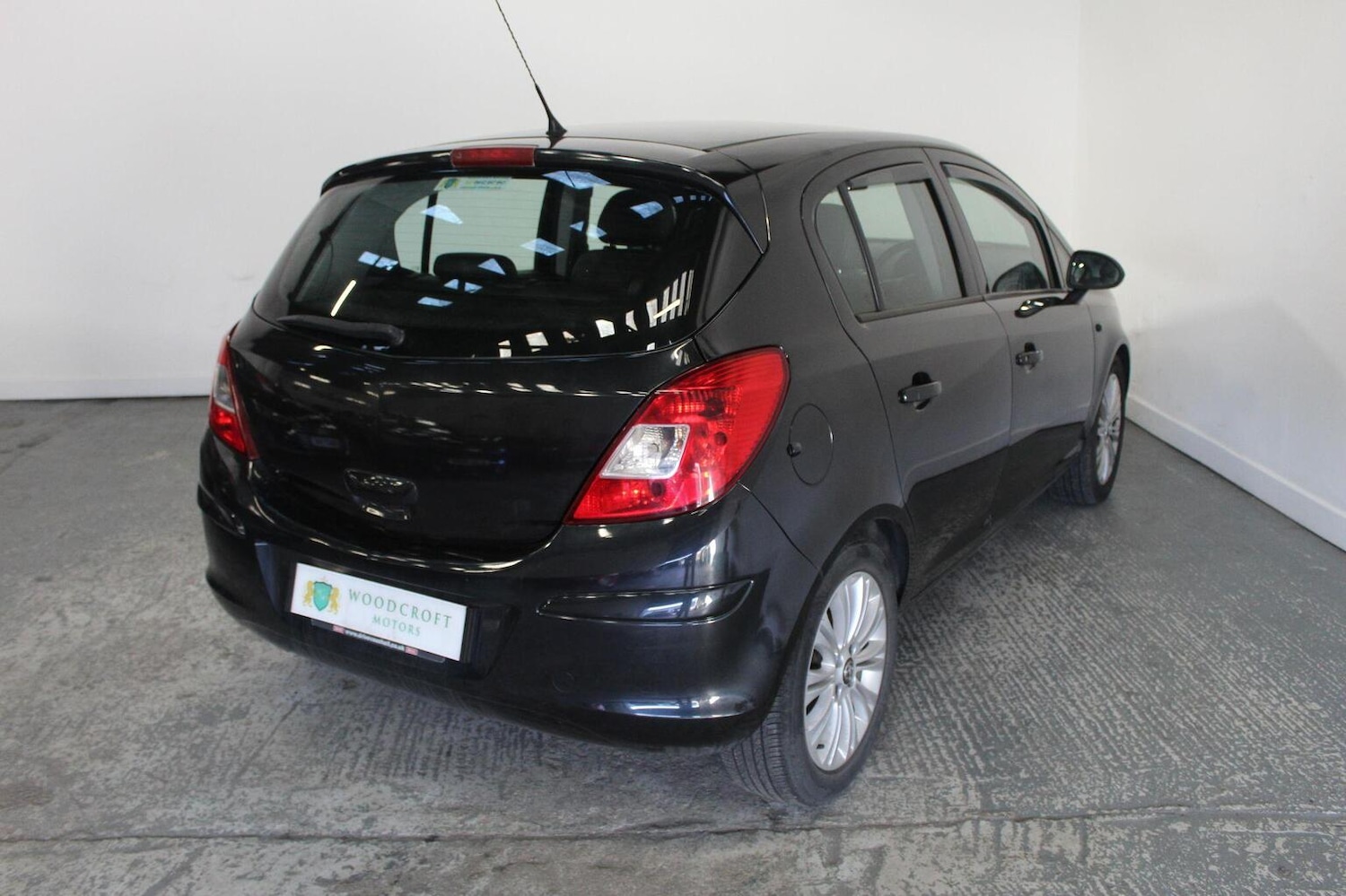 Used Vauxhall Corsa 2012 for sale - 77938177: Photo 8