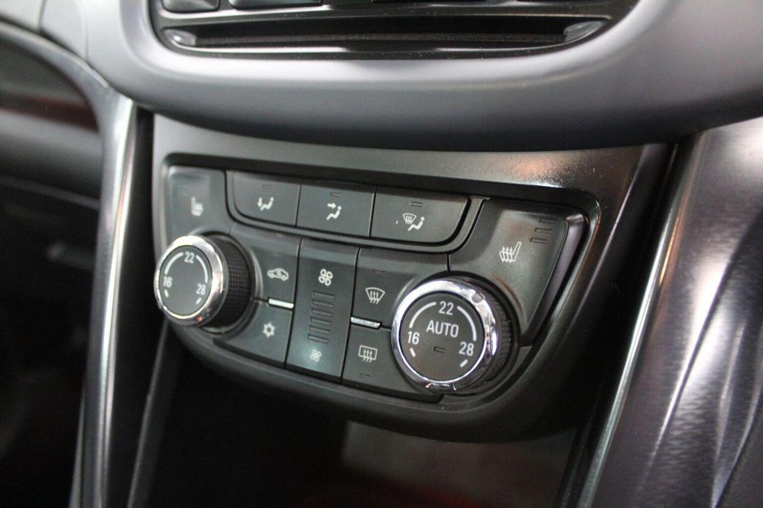 Used Vauxhall Zafira 2012 for sale - 77937973: Photo 42