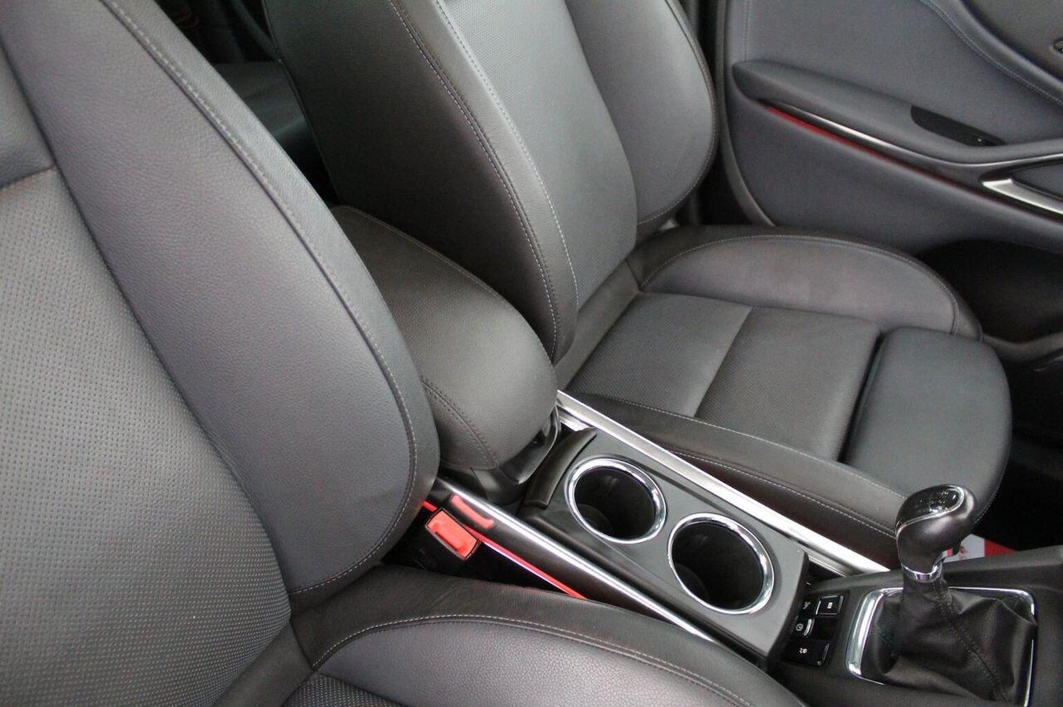 Used Vauxhall Zafira 2012 for sale - 77937973: Photo 44