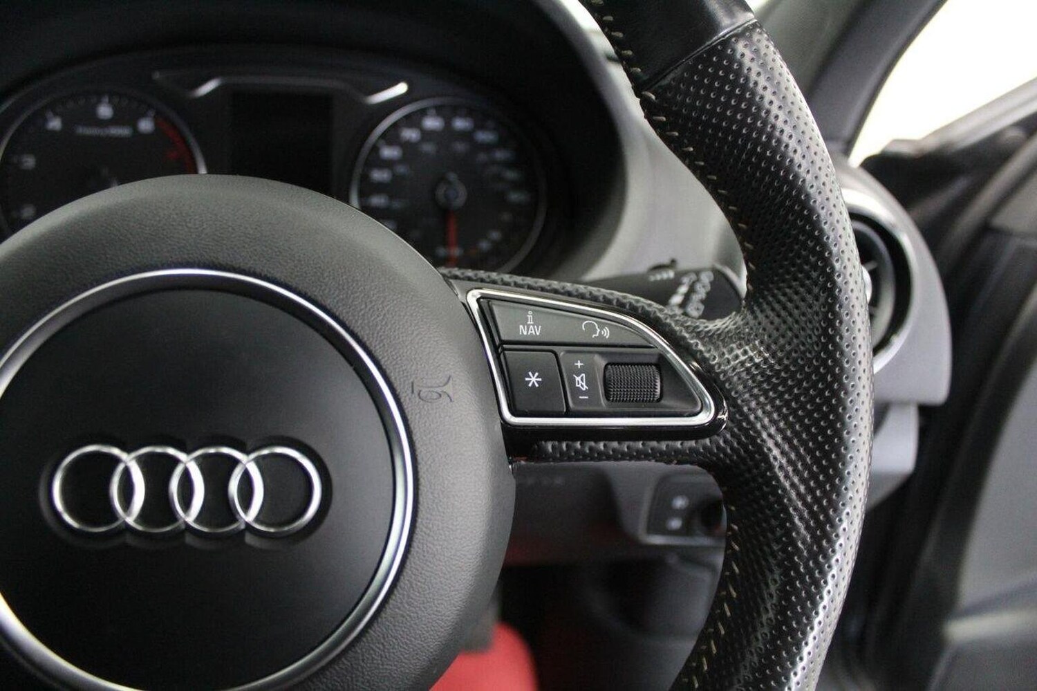 Used Audi A3 2015 for sale - 77385280: Photo 45