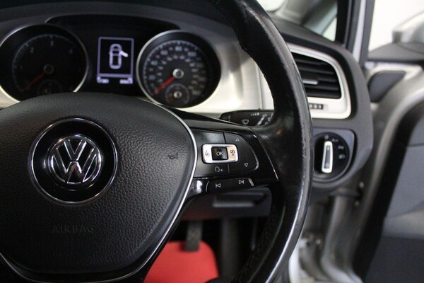 Used Volkswagen Golf 2015 for sale - 75529862: Photo 44