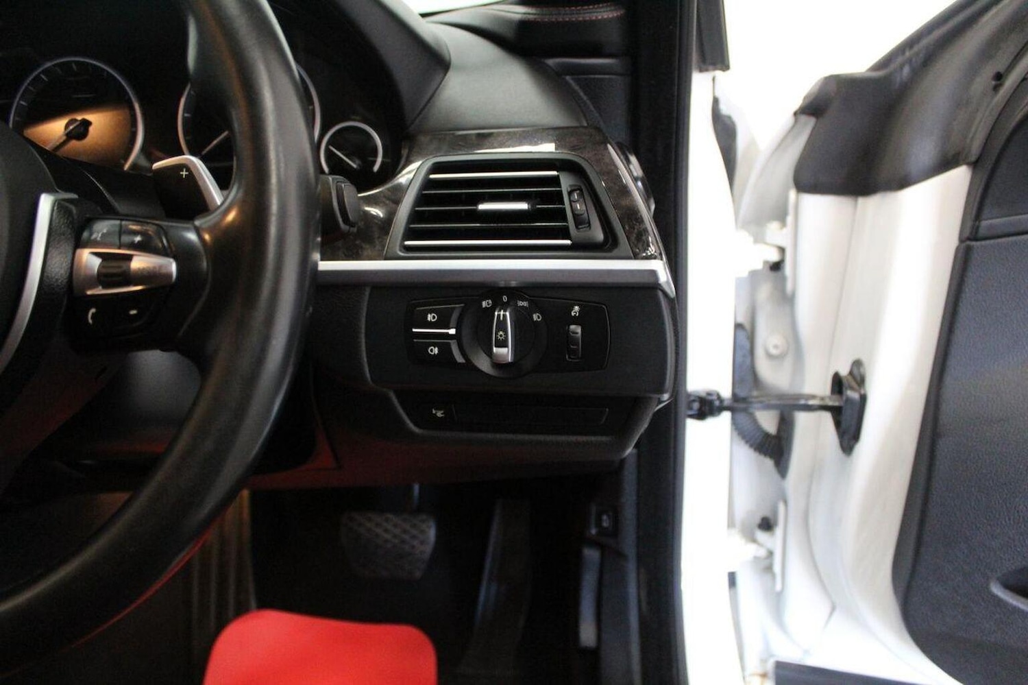 Used BMW 6 Series 2013 for sale - 77080751: Photo 49