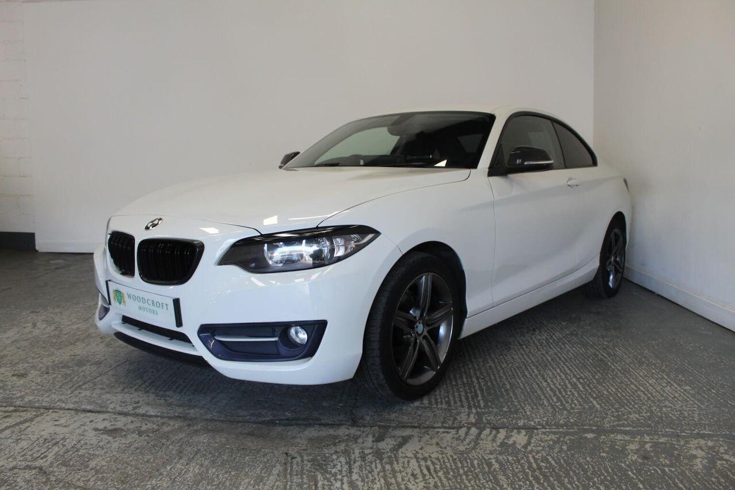 Used BMW 2 Series 2014 for sale - 76005631: Photo 2