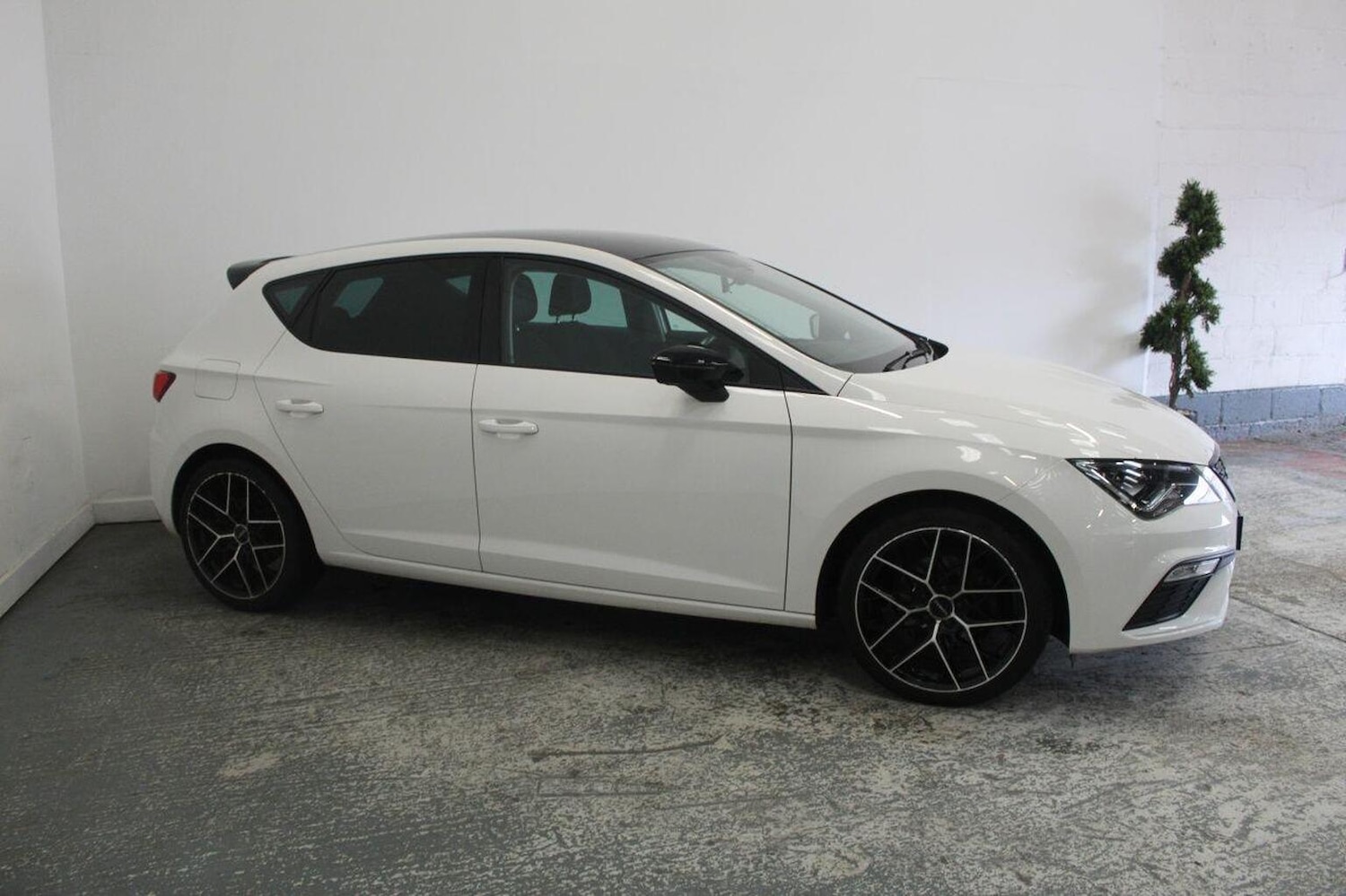 Used SEAT Leon 2018 for sale - 77937846: Photo 4
