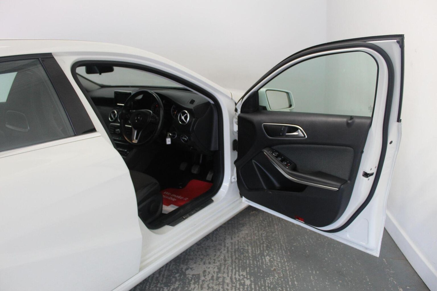 Used Mercedes-Benz A-Class 2014 for sale - 78201997: Photo 22