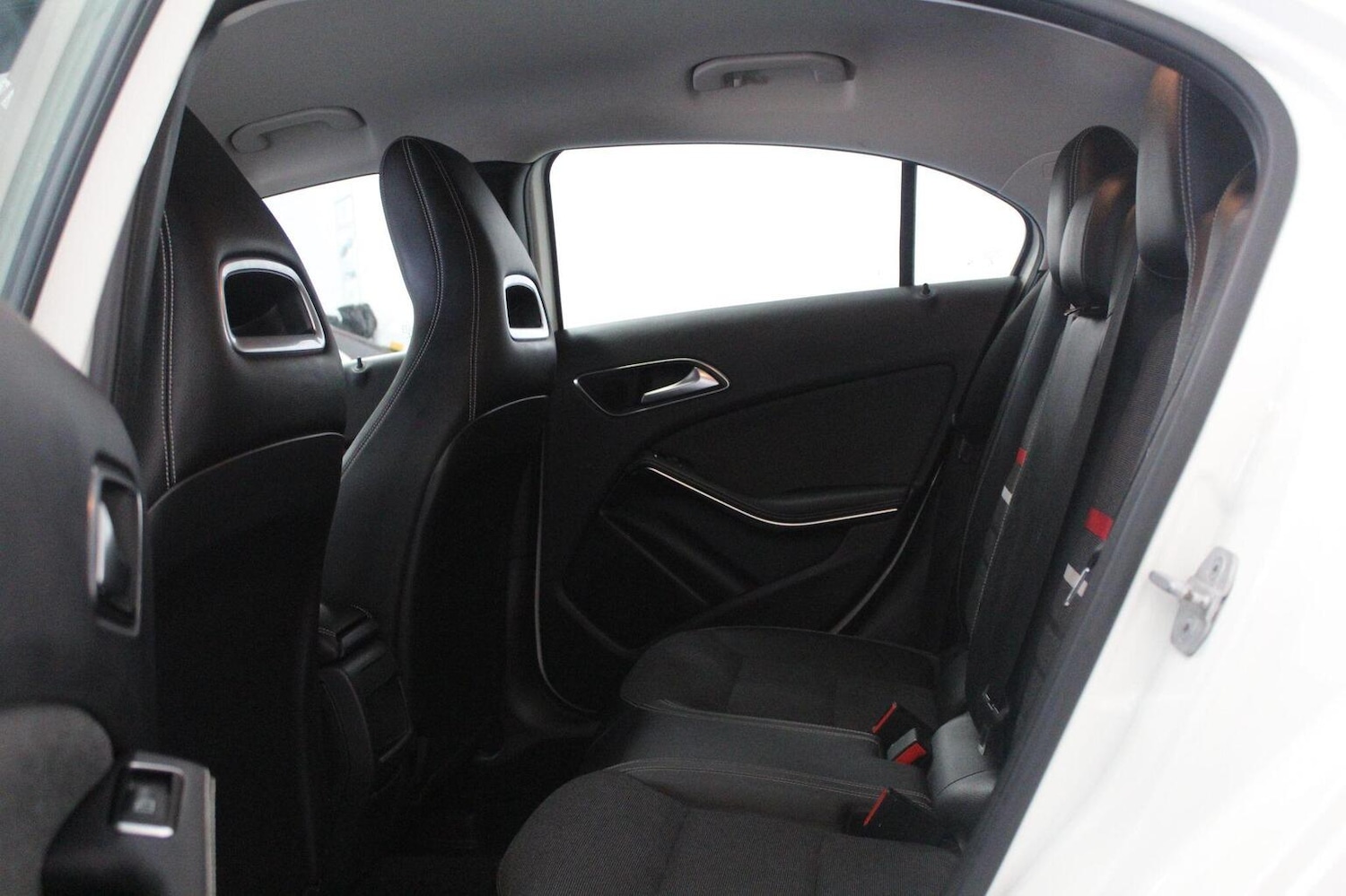 Used Mercedes-Benz A-Class 2014 for sale - 78201997: Photo 48