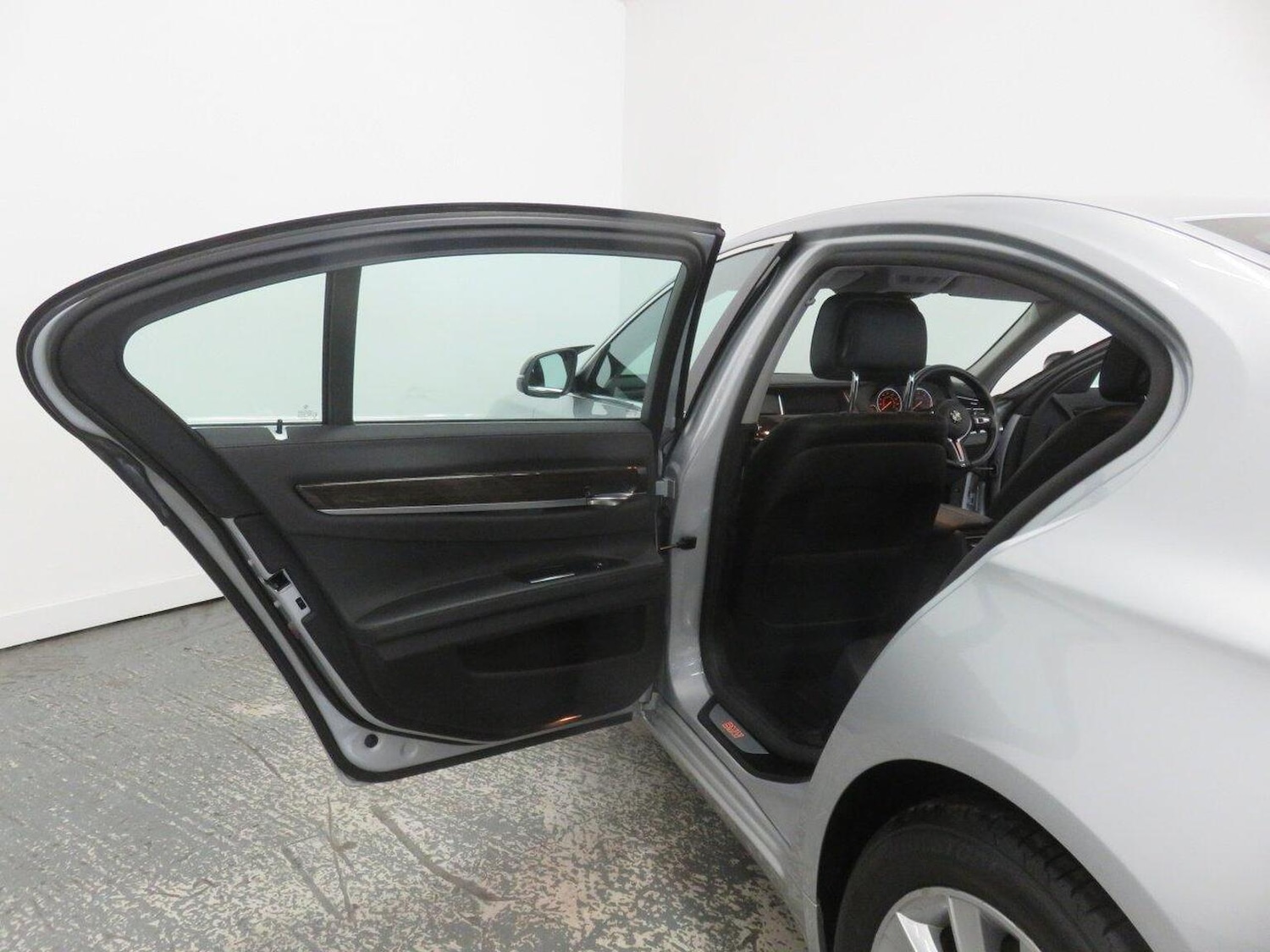 Used BMW 7 Series 2014 for sale - 77937996: Photo 26