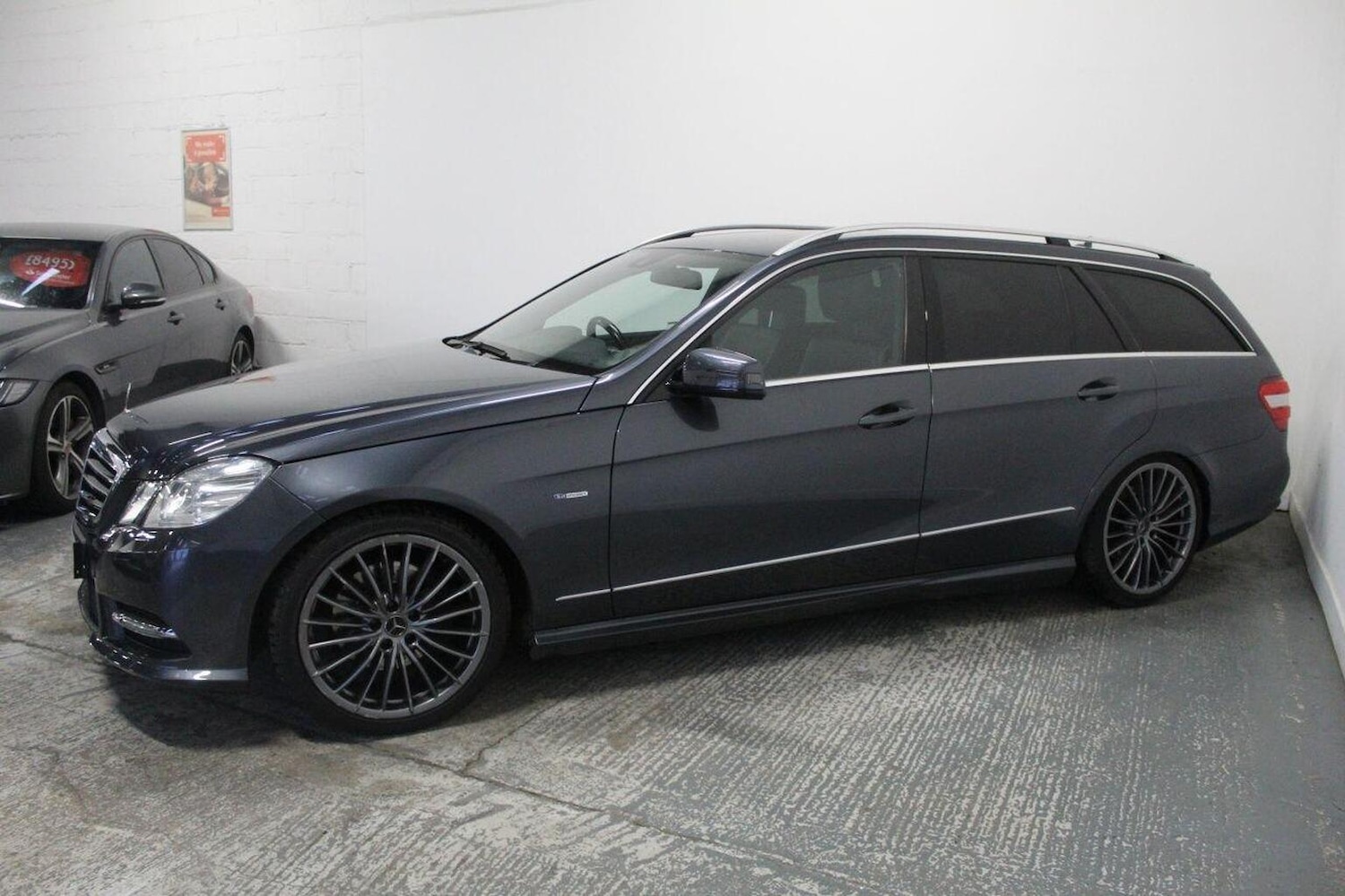 Used Mercedes-Benz E Class 2012 for sale - 77937895: Photo 5