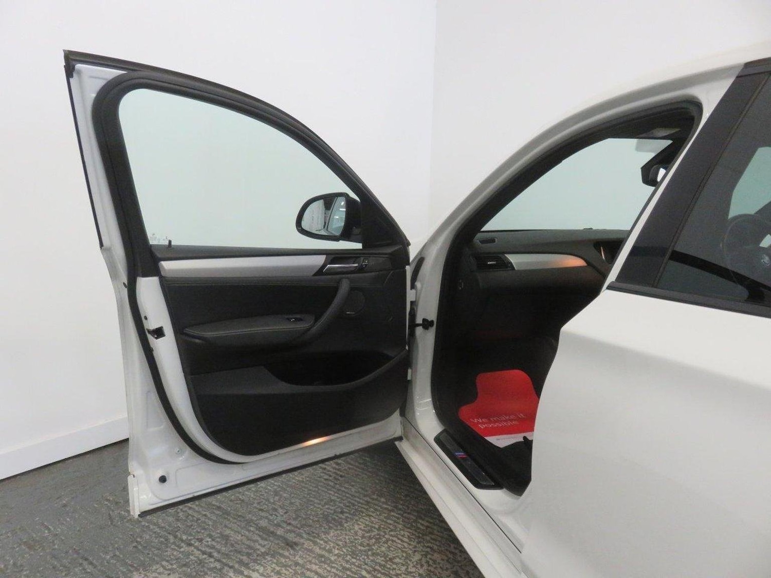 Vehicle 29