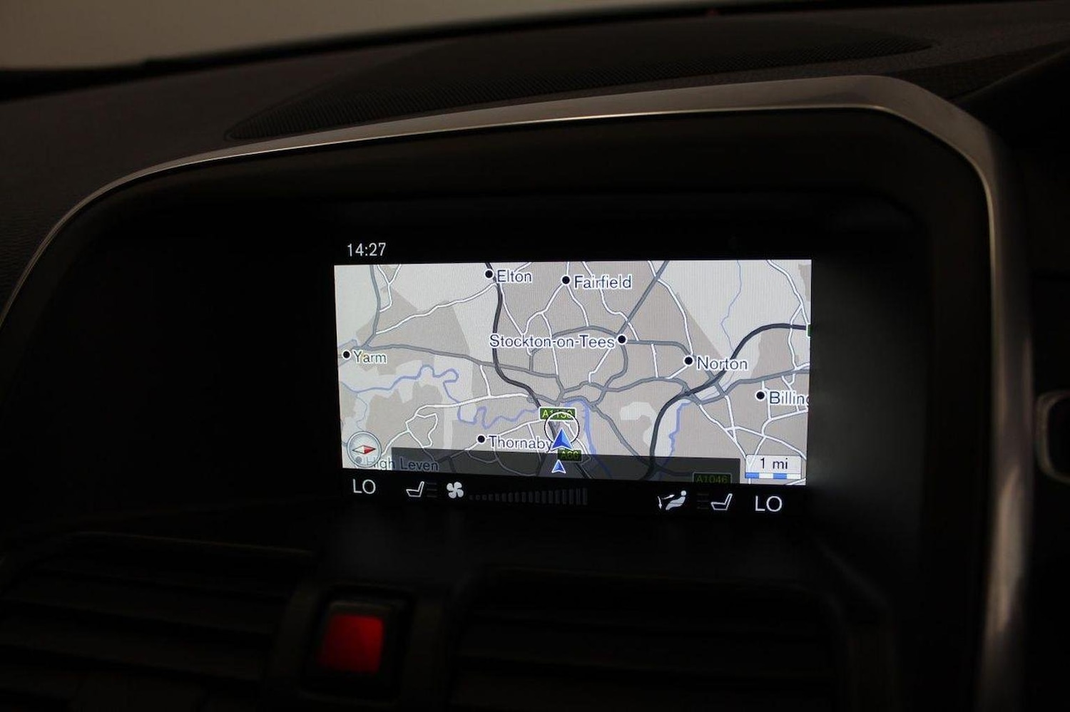 Used Volvo XC60 2015 for sale - 76120225: Photo 37