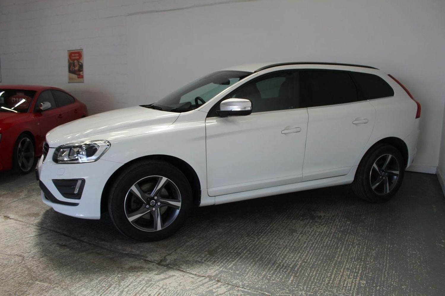 Used Volvo XC60 2015 for sale - 76120225: Photo 5