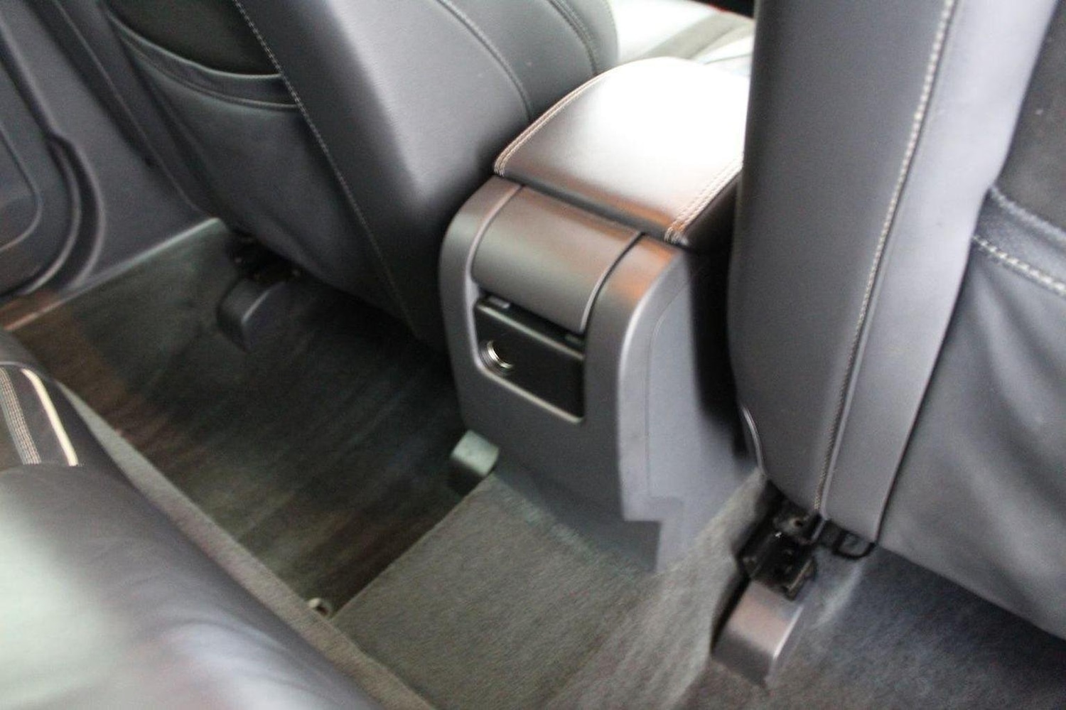 Used Volvo XC60 2015 for sale - 76120225: Photo 53