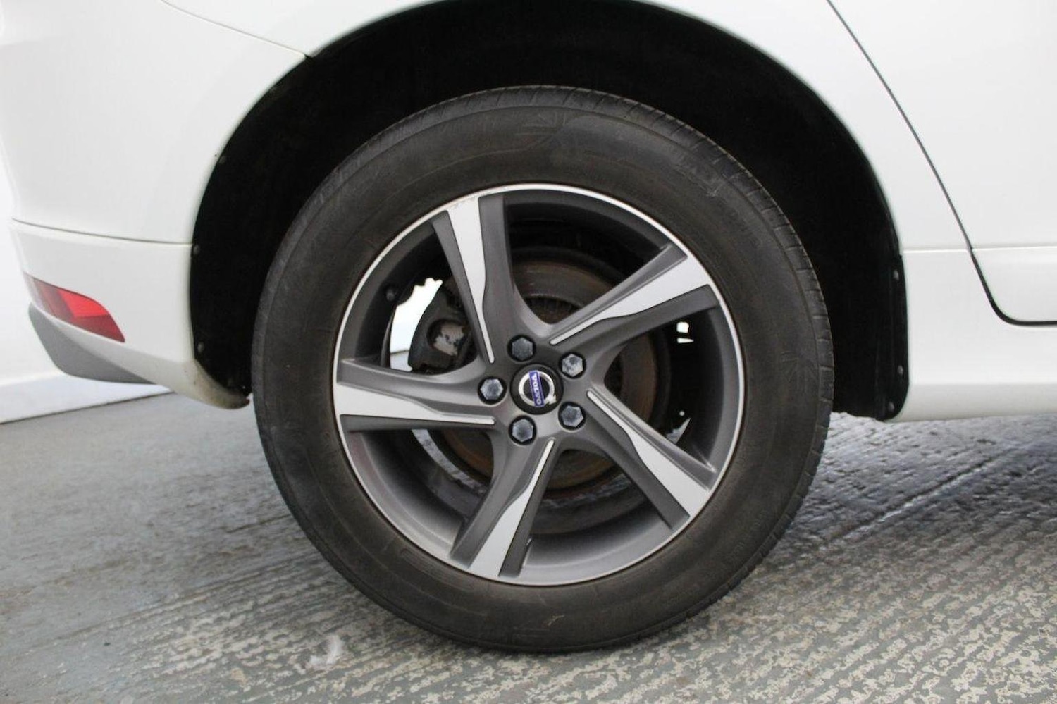 Used Volvo XC60 2015 for sale - 76120225: Photo 56
