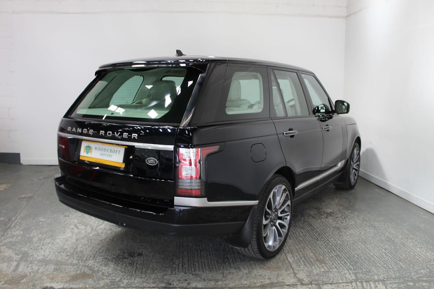 Used Land Rover Range Rover 2015 for sale - 77937987: Photo 8