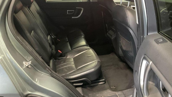 Used Land Rover Discovery Sport 2015 for sale - 76316413: Photo 11