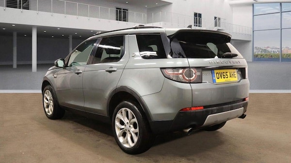 Used Land Rover Discovery Sport 2015 for sale - 76316413: Photo 4