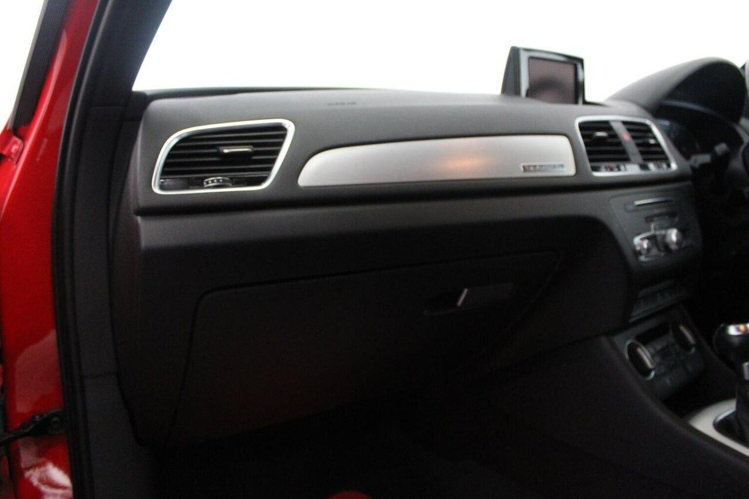 Used Audi Q3 2015 for sale - 75746725: Photo 32