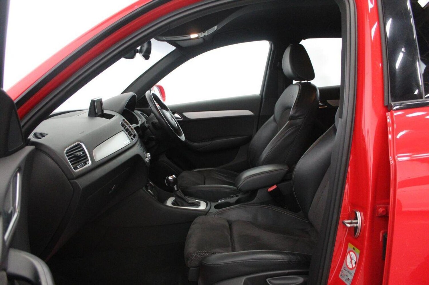 Used Audi Q3 2015 for sale - 75746725: Photo 51