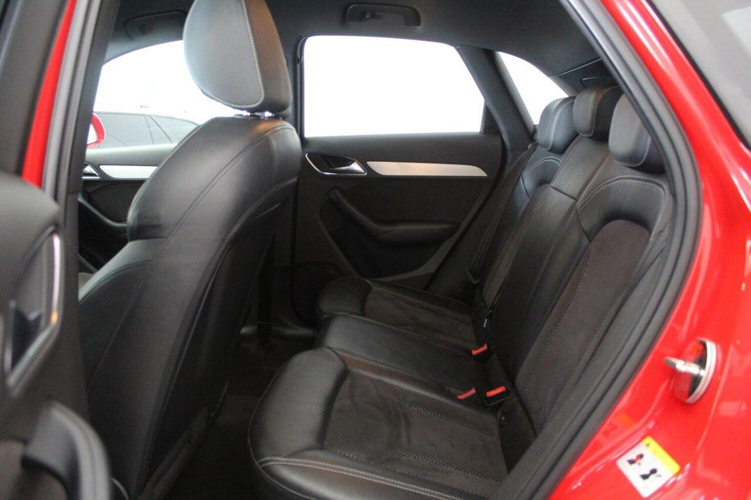 Used Audi Q3 2015 for sale - 75746725: Photo 53