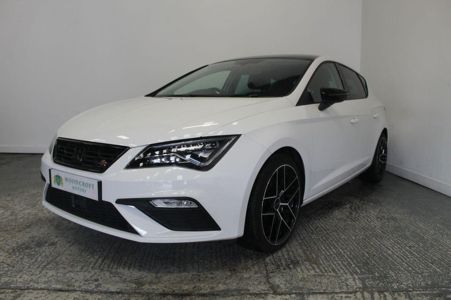 Used SEAT Leon 2018 for sale - 77465662: Photo 2