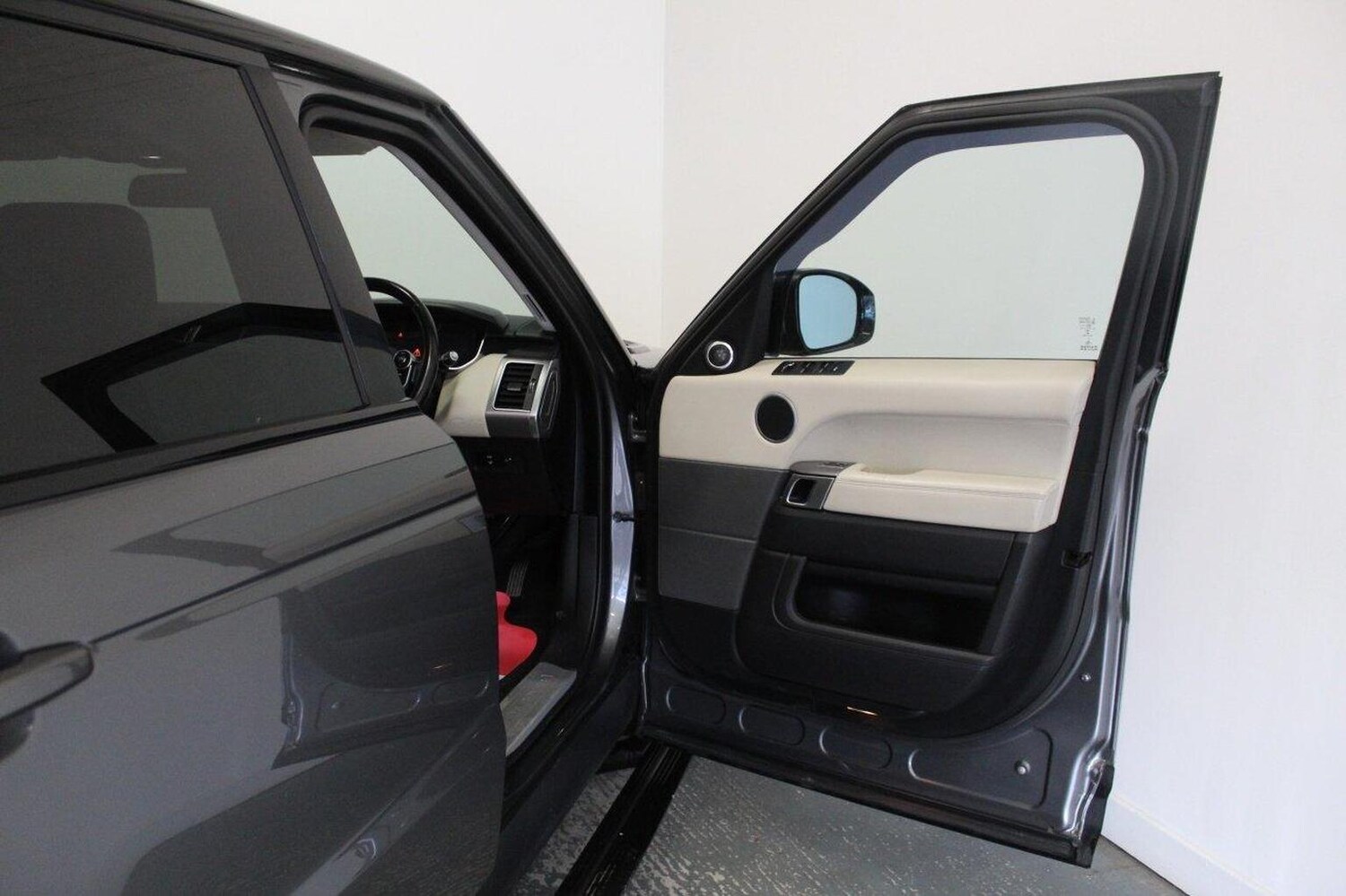 Used Land Rover Range Rover Sport 2014 for sale - 77464540: Photo 24