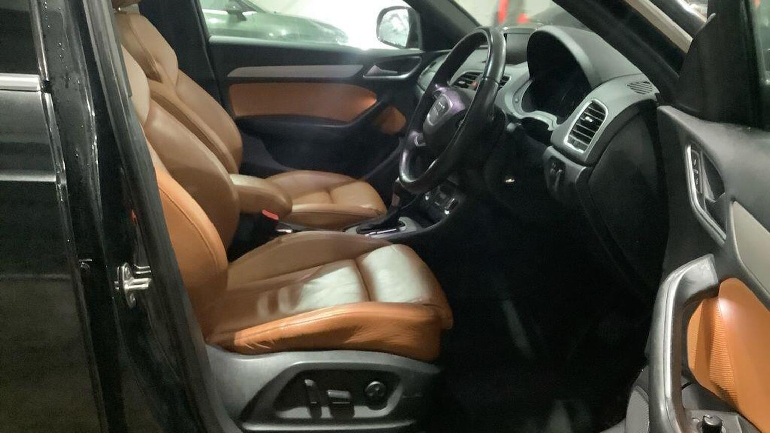 Used Audi Q3 2013 for sale - 77089810: Photo 15