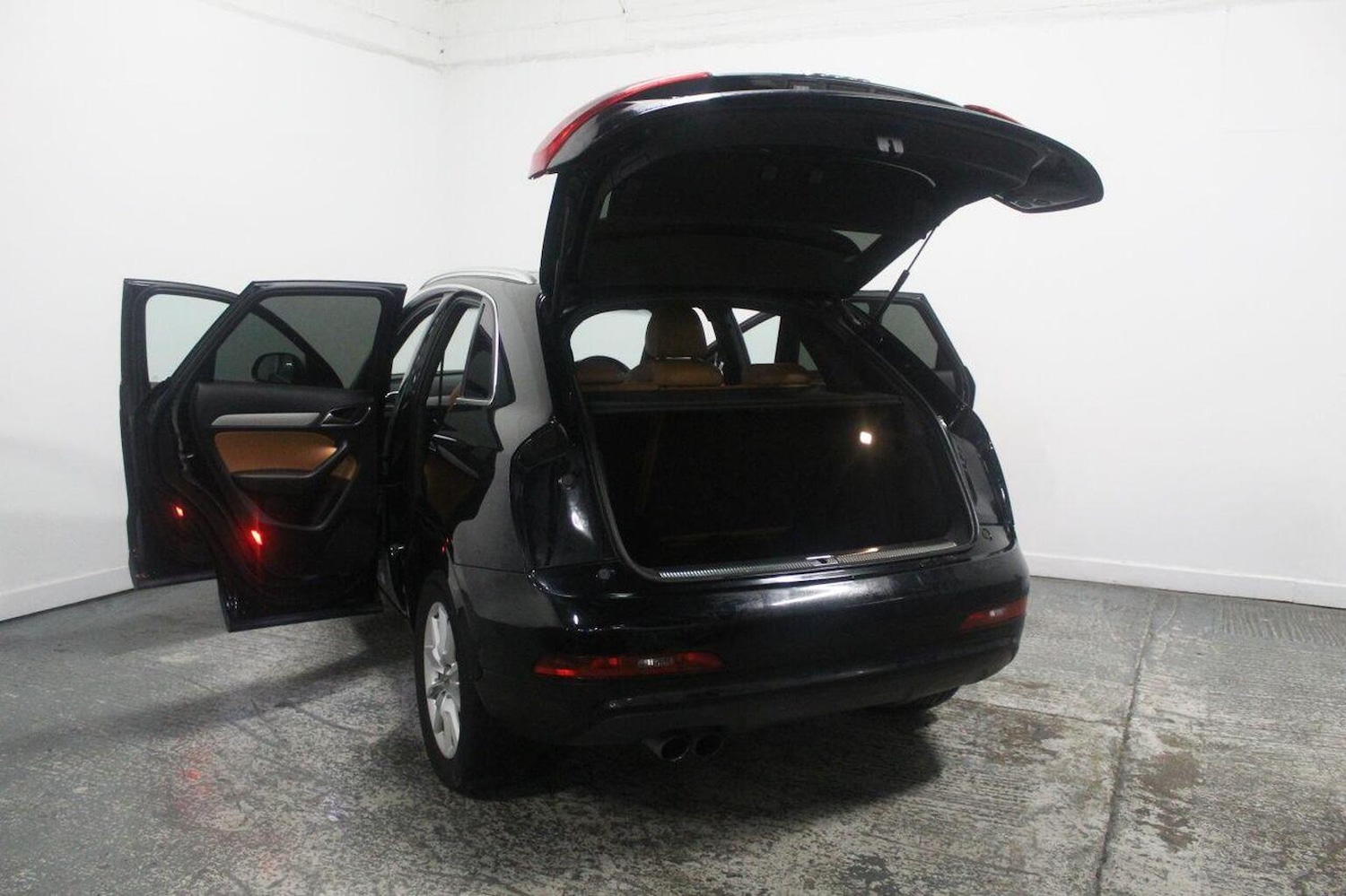 Used Audi Q3 2013 for sale - 77089810: Photo 23