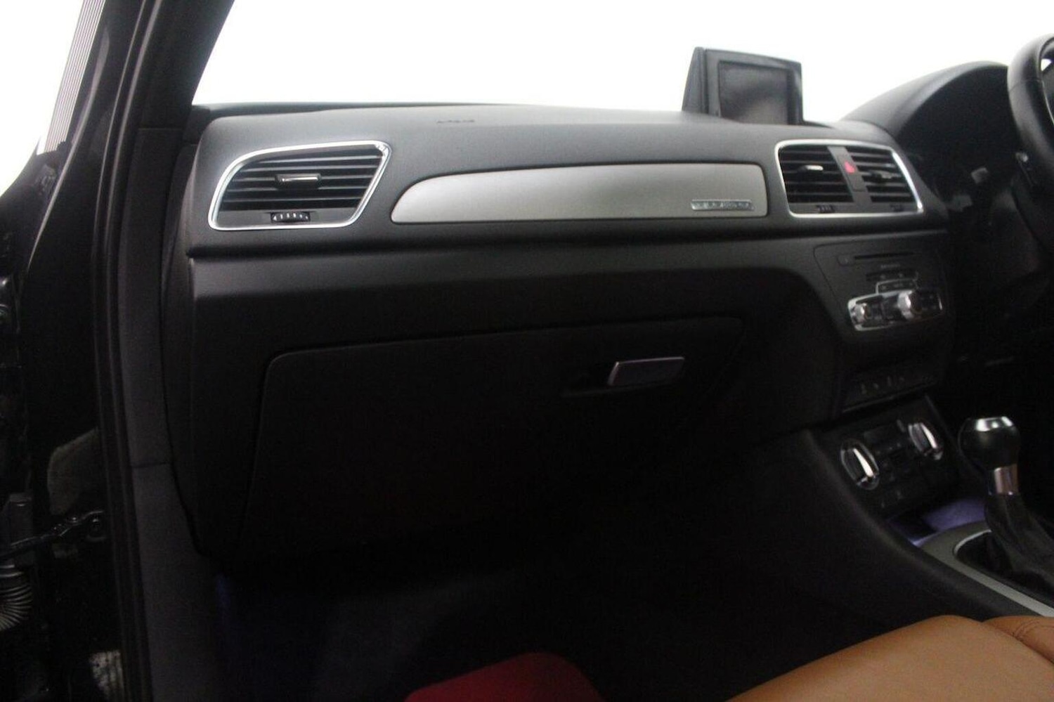 Used Audi Q3 2013 for sale - 77089810: Photo 33