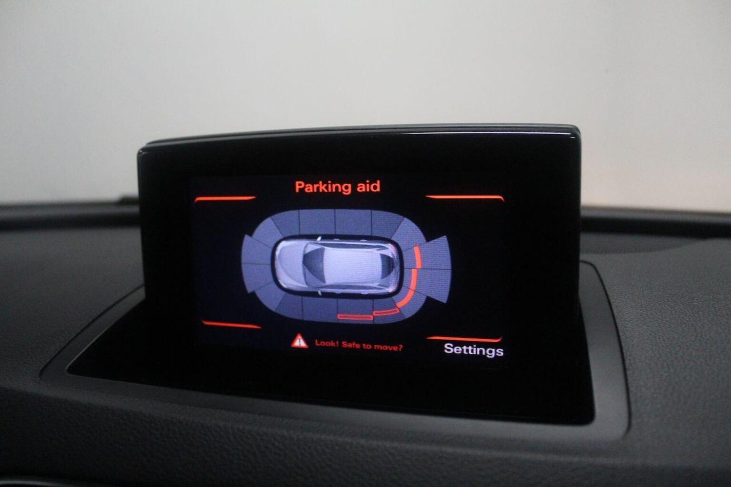 Used Audi Q3 2013 for sale - 77089810: Photo 37