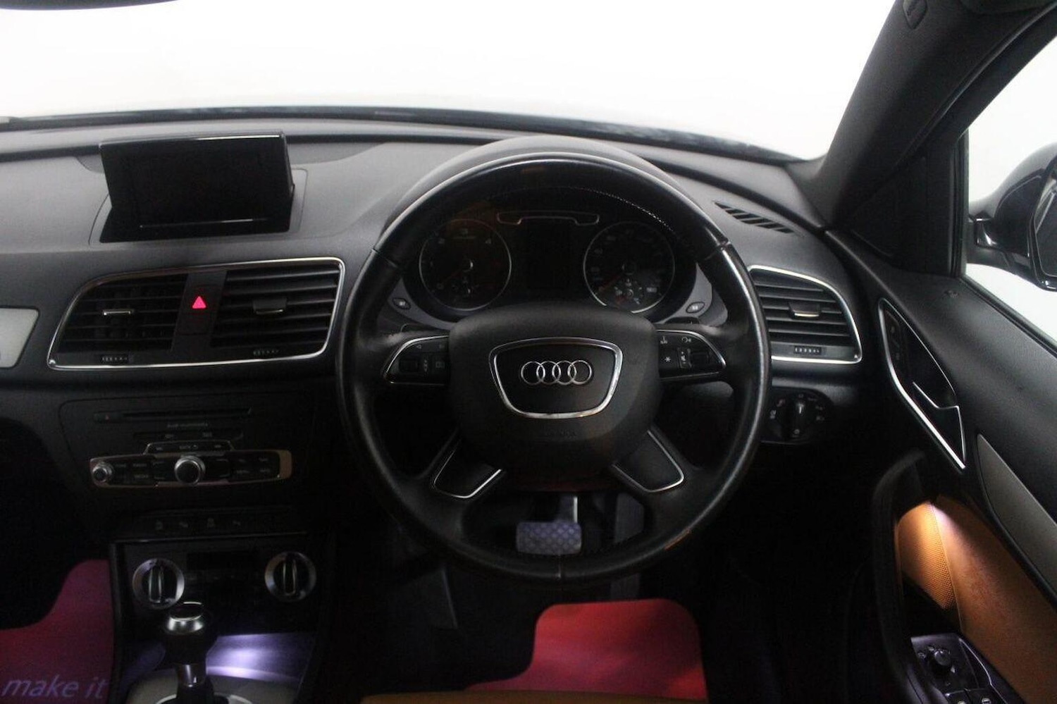 Used Audi Q3 2013 for sale - 77089810: Photo 50