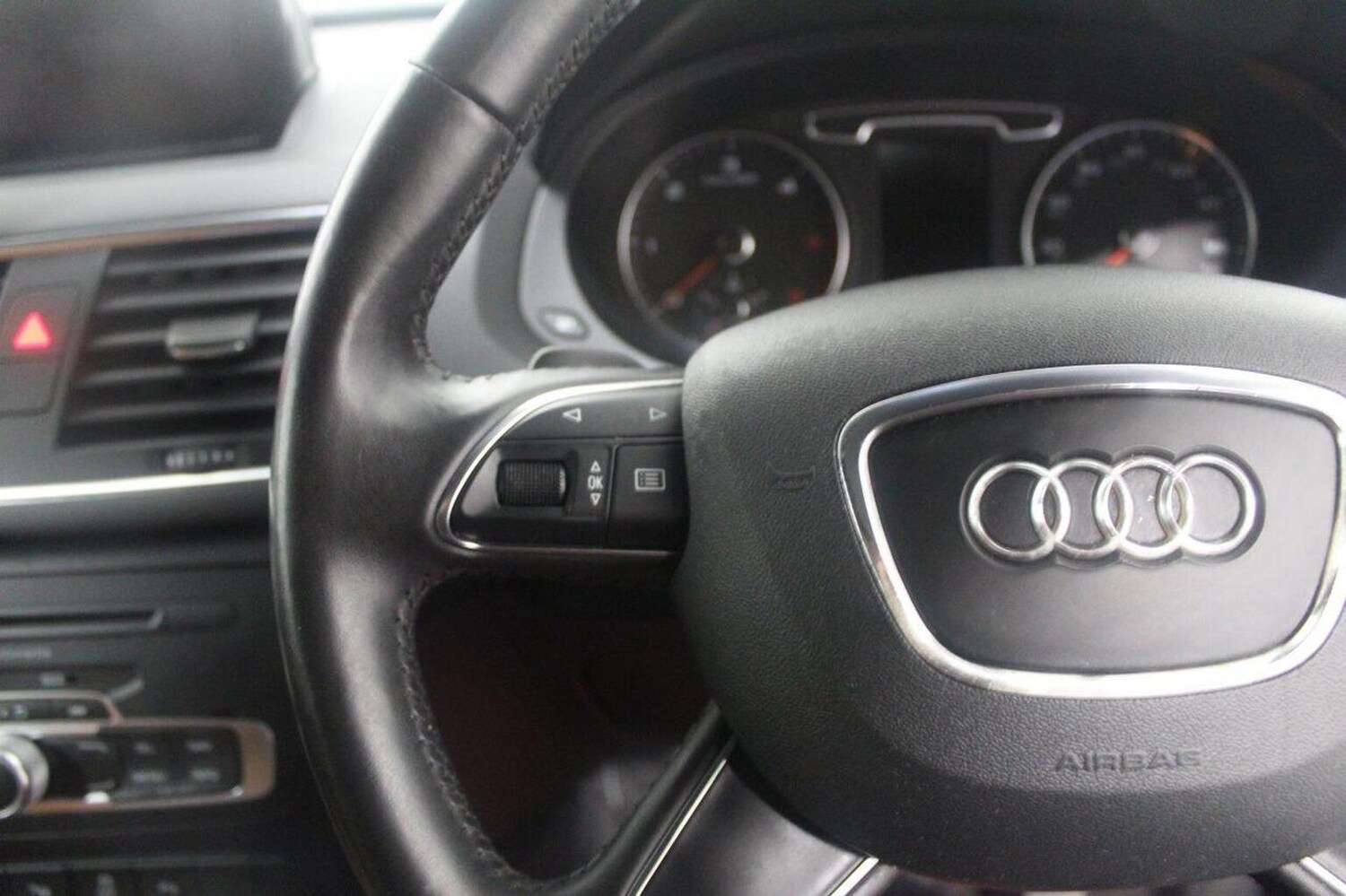 Used Audi Q3 2013 for sale - 77089810: Photo 51