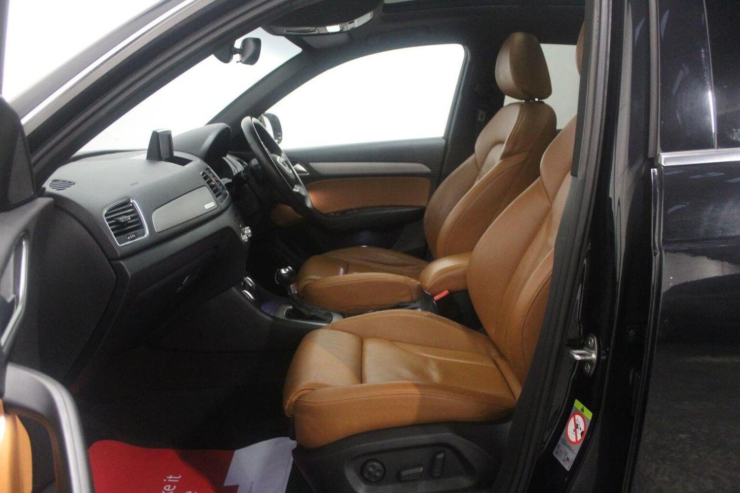 Used Audi Q3 2013 for sale - 77089810: Photo 57