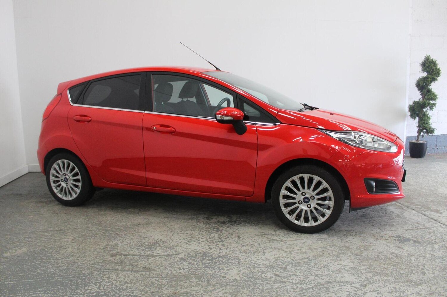 Used Ford Fiesta 2014 for sale - 78018464: Photo 4