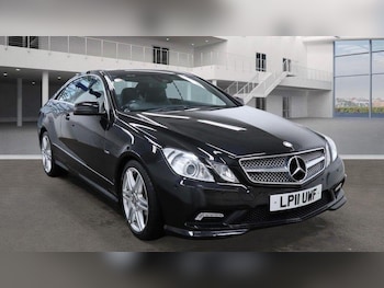 Used Mercedes-Benz E Class 2011 for sale - 77350133: Photo