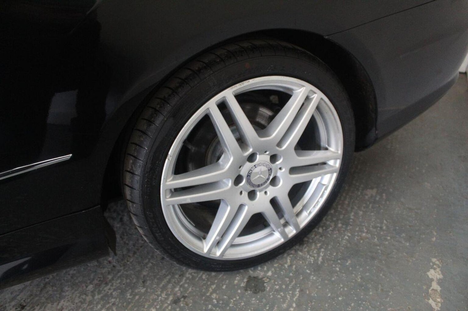 Used Mercedes-Benz E Class 2011 for sale - 77350133: Photo 55