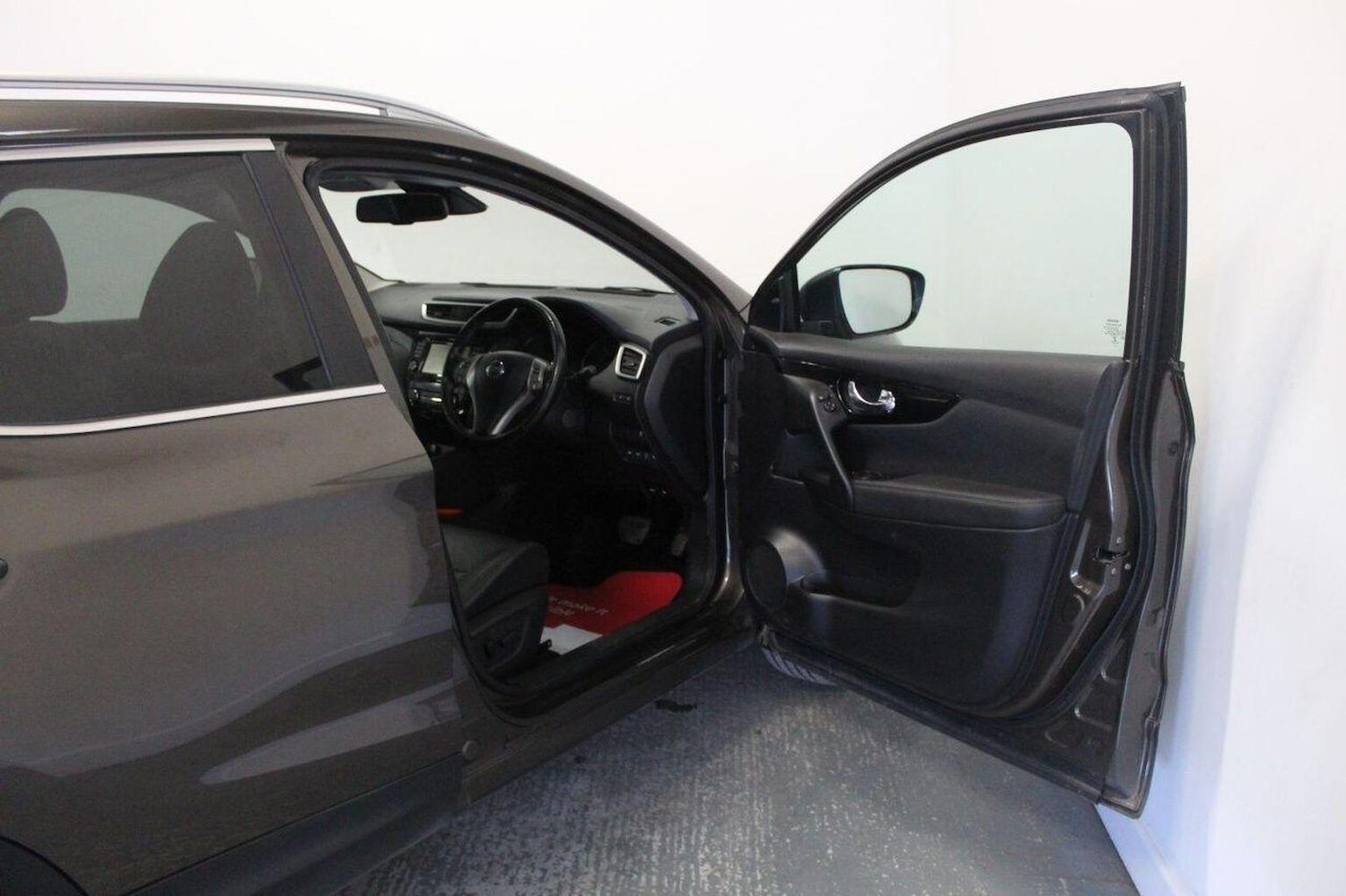 Used Nissan Qashqai 2014 for sale - 77937827: Photo 25