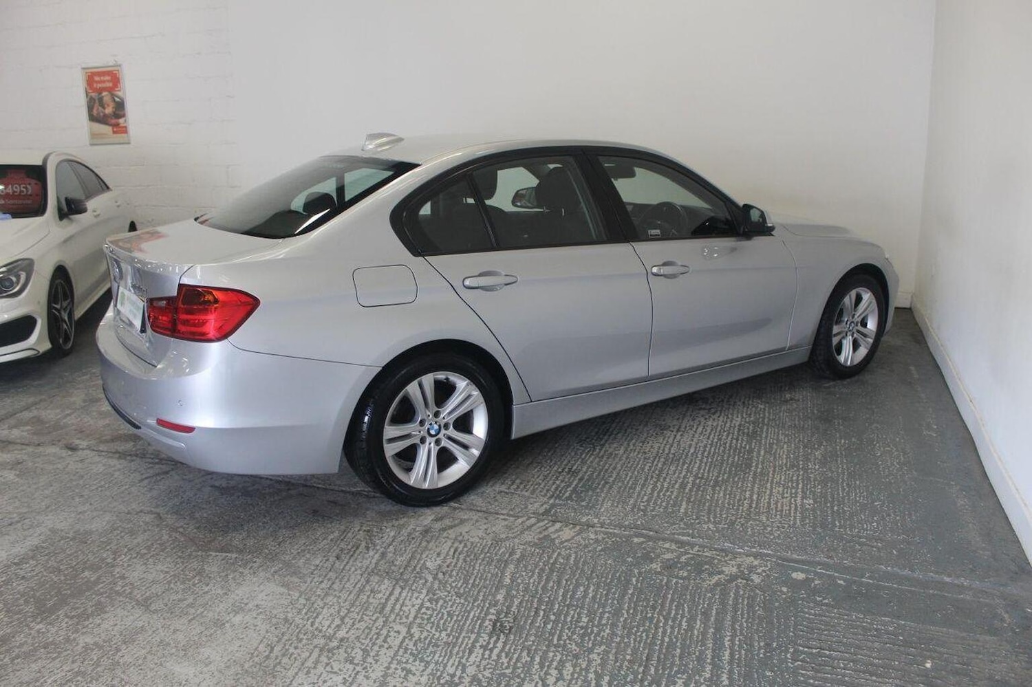 Used BMW 3 Series 2013 for sale - 77937974: Photo 11