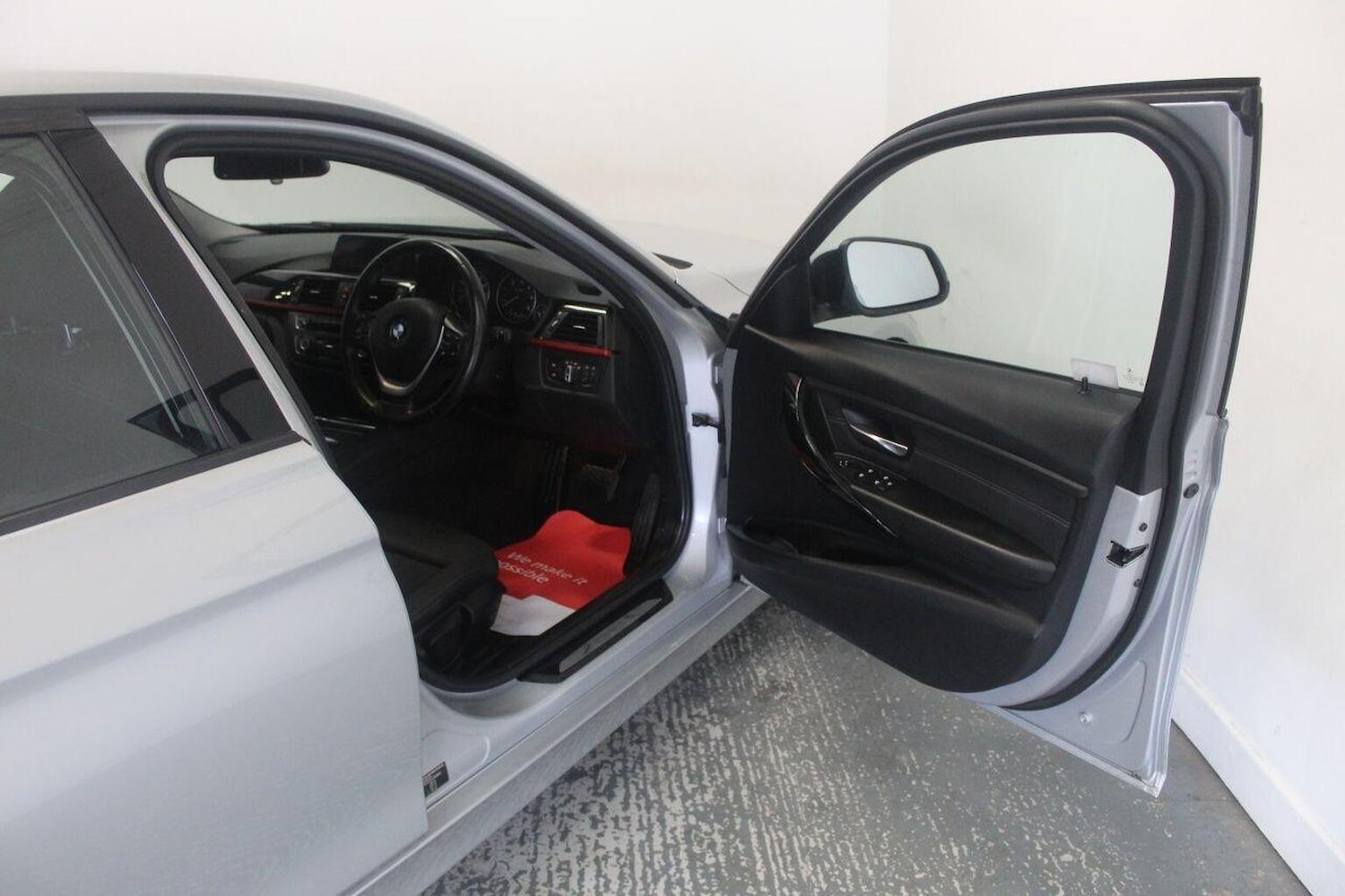 Used BMW 3 Series 2013 for sale - 77937974: Photo 22