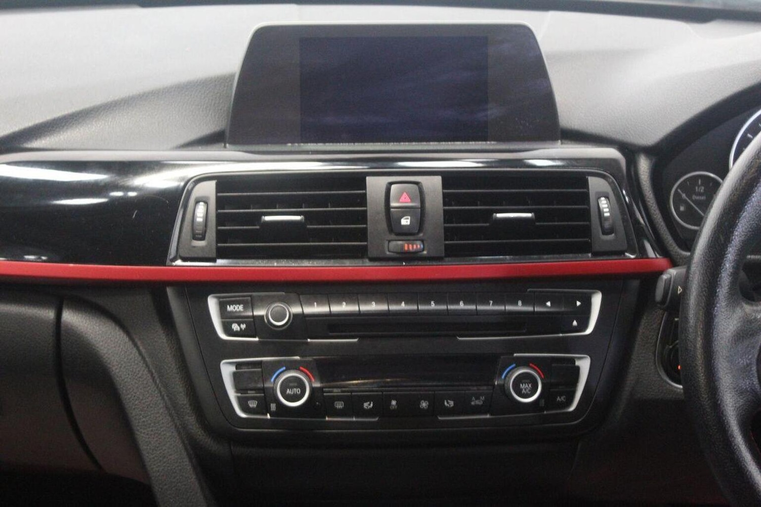 Used BMW 3 Series 2013 for sale - 77937974: Photo 30