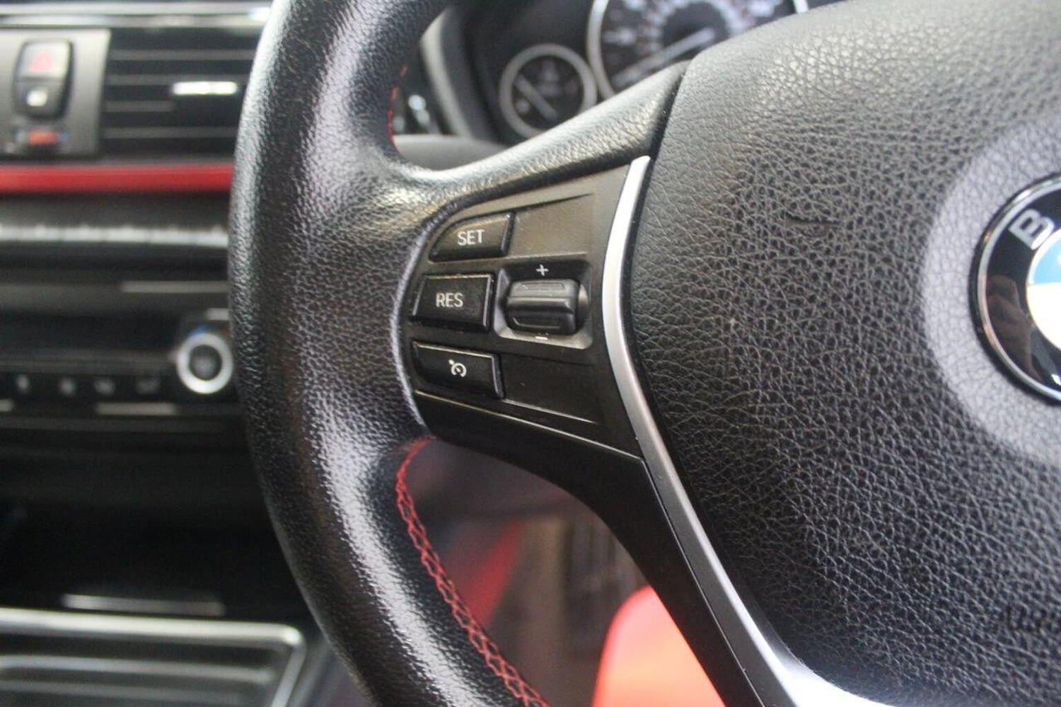 Used BMW 3 Series 2013 for sale - 77937974: Photo 53