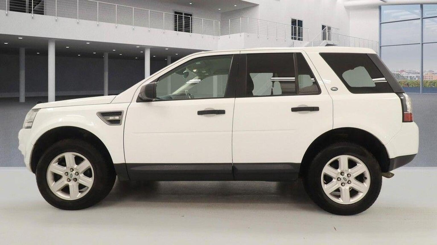 Used Land Rover Freelander 2014 for sale - 76979531: Photo 7