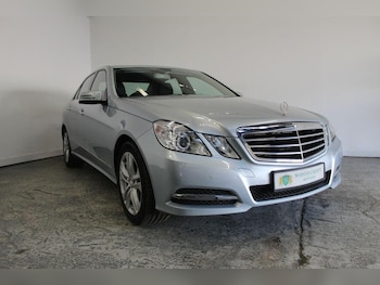 Used Mercedes-Benz E Class 2013 for sale - 79417443: Photo