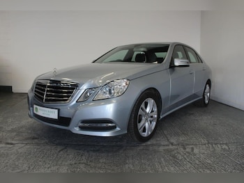 Used Mercedes-Benz E Class 2013 for sale - 79417443: Photo