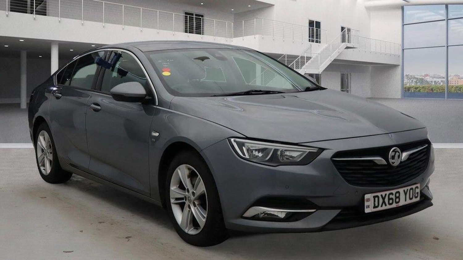 Used Vauxhall Insignia 2018 for sale - 76596566: Photo 1