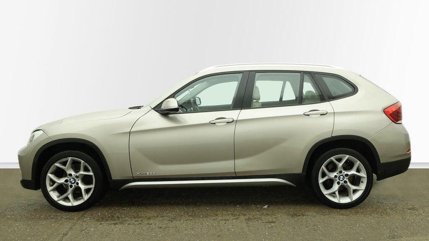 Used BMW X1 2012 for sale - 77258580: Photo 8