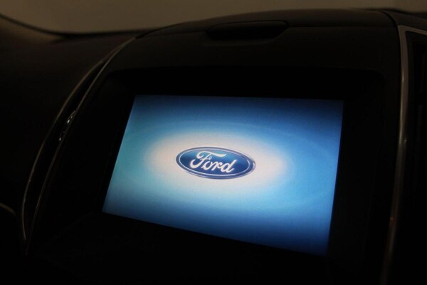 Used Ford Edge 2016 for sale - 74992857: Photo 41