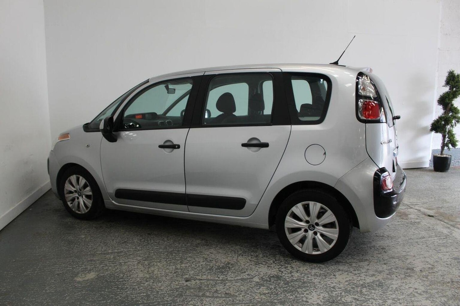 Vehicle 7