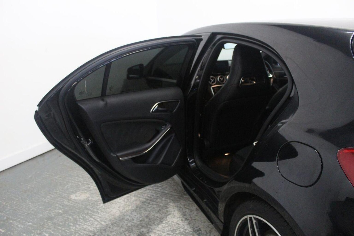 Used Mercedes-Benz A-Class 2016 for sale - 77453106: Photo 27