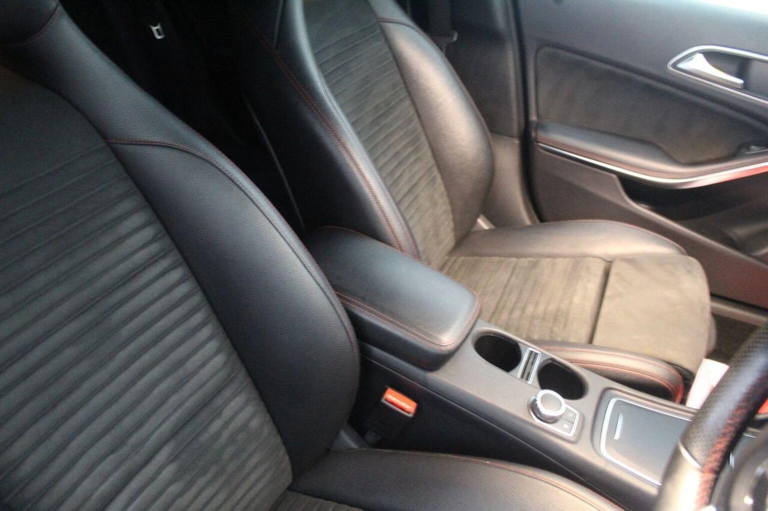 Used Mercedes-Benz A-Class 2016 for sale - 77453106: Photo 44