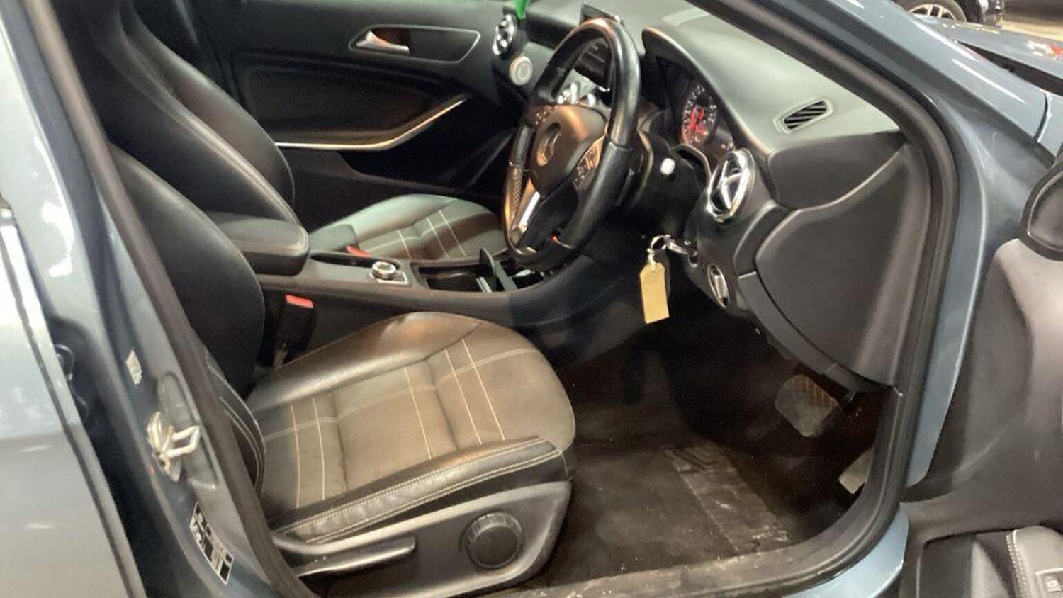 Used Mercedes-Benz A-Class 2014 for sale - 77937983: Photo 13